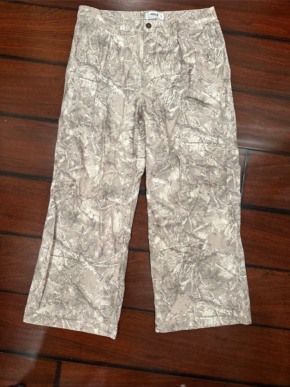 Ardene Camo baggy jeans